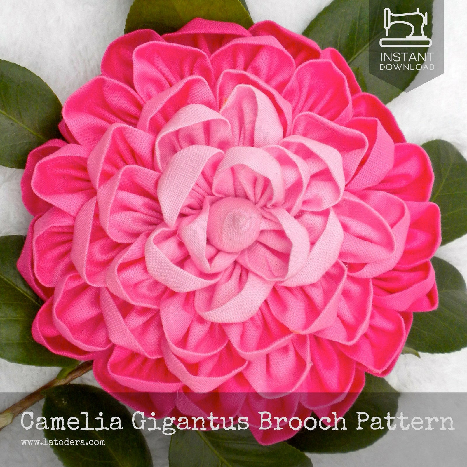 DIY Fabric Flower Camelia Brooch Tutorial - PDF Sewing Pattern - La Todera