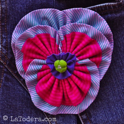 DIY Fabric Flower Pansy Brooch Tutorial - PDF Sewing Pattern - La Todera