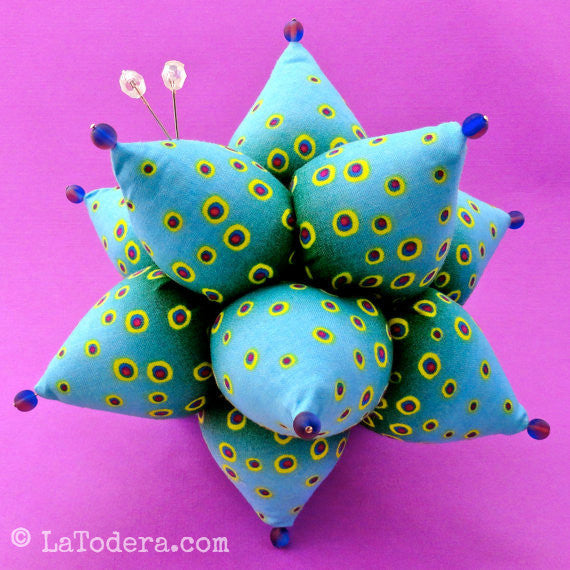 DIY Fabric Spiky Urchin Pincushion Tutorial - PDF Sewing Pattern - La Todera