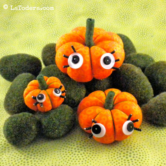 DIY Fabric Pumpkin Pincushions Tutorial - PDF Sewing Pattern - La Todera